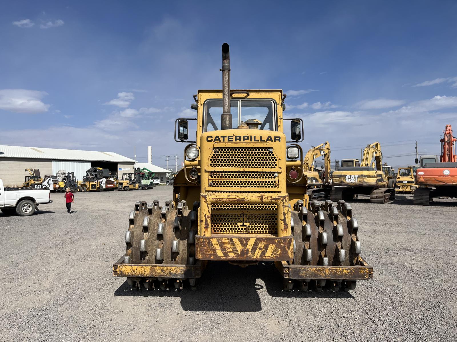 CATERPILLAR 815